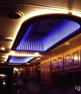 ���� ����