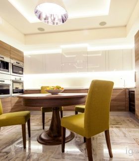 ������ � ��������� ����� � �������� � ����������� �����, � ����� ���������� �������� �������� ��������� (�����-���������)